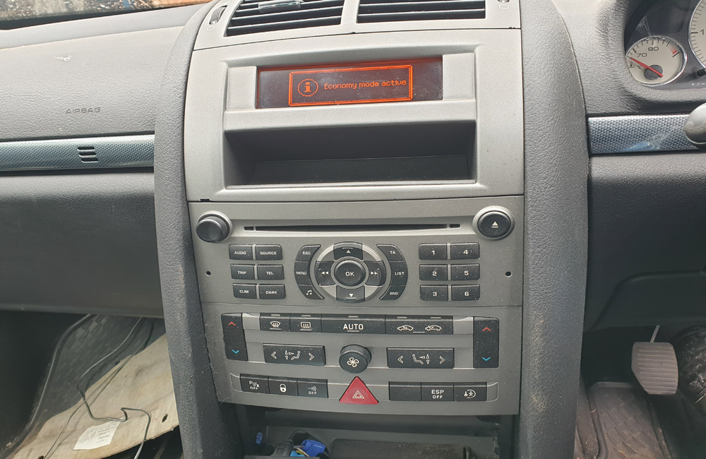 Peugeot 407 Zenith HDI CD head unit